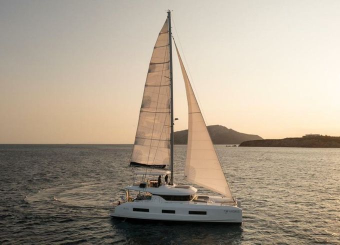 Lagoon 55 Hydrus
