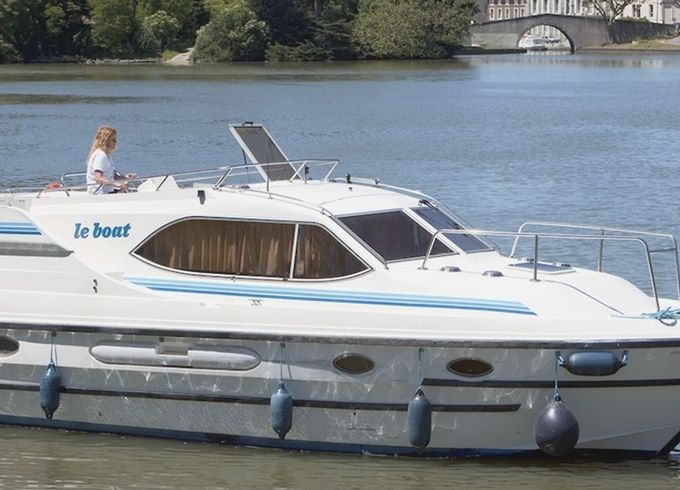 Le Boat Countess Budget 17