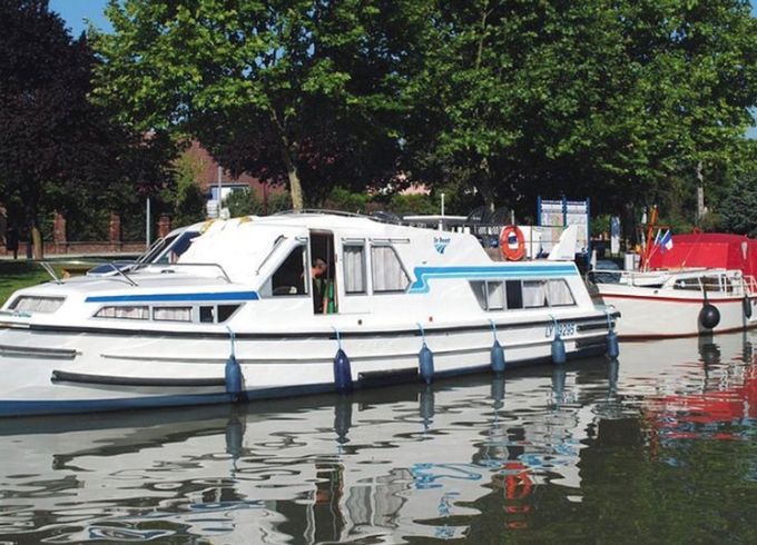 Le Boat Continentale Budget 8