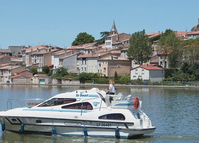 Le Boat Consul Budget 4