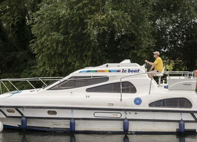Le Boat Consul Budget 5