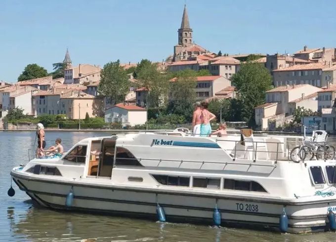 Le Boat Grand Classique Budget 27