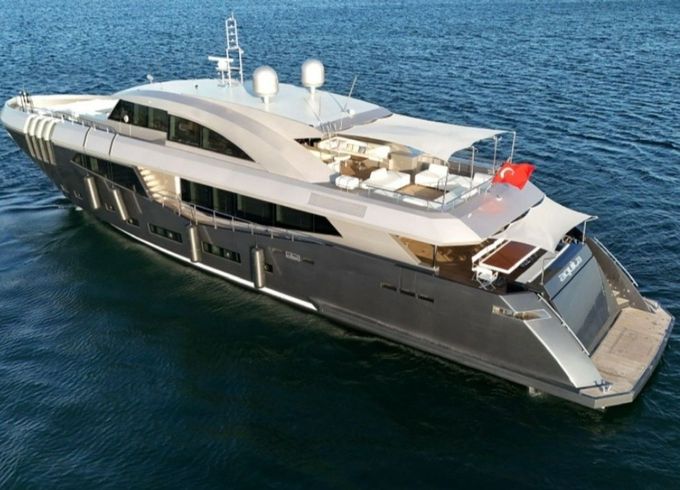 Leomar 120 Aquila
