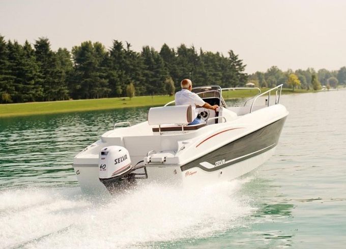 Marine 5.7 Elegance Neuboot