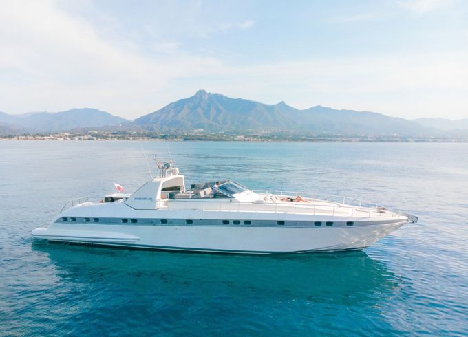 Mangusta 80 Nina