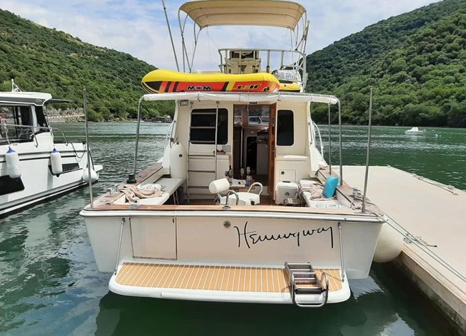 Luhrs 38 Hemingway