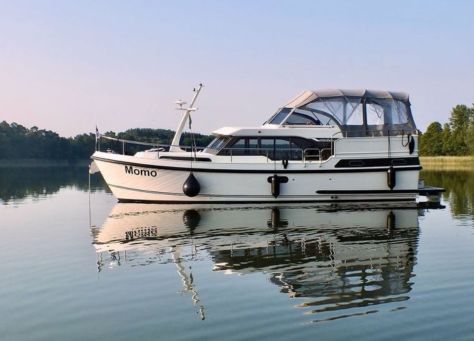 Linssen SL 35 AC Momo