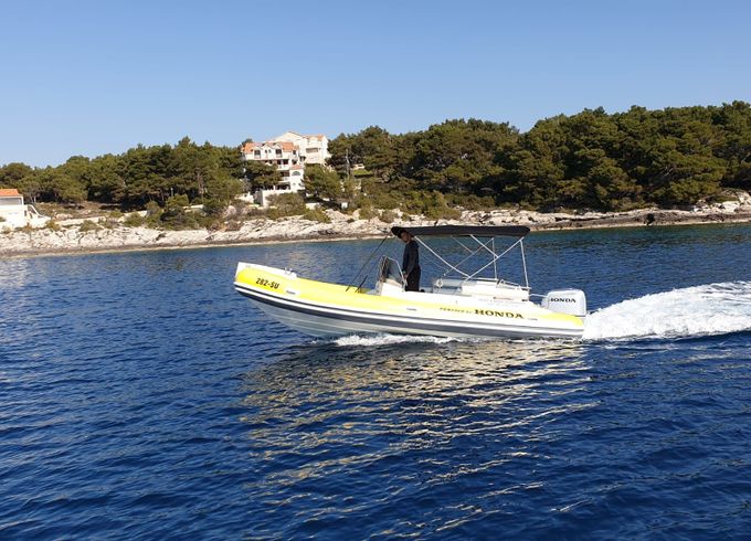 MF Primus Marine Robinzon 23 marine