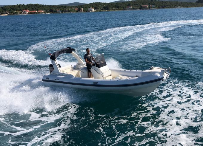 Nuova Jolly 720 King Extreme