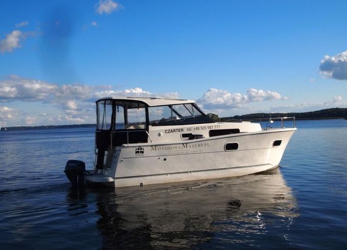 Nautika 830 Sharq