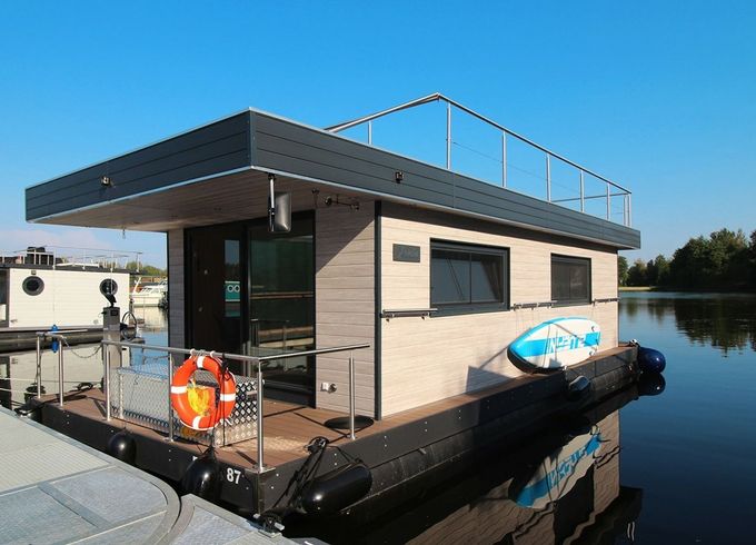 Mein Hausboot HB 05 Xenia