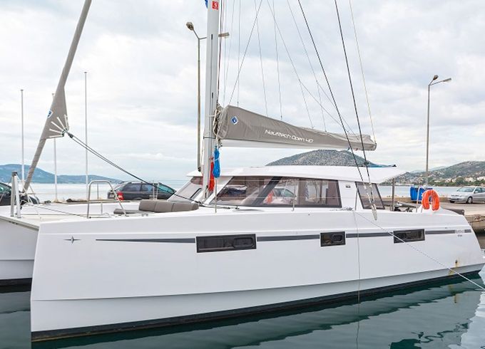 Nautitech 40 Mystic Blue
