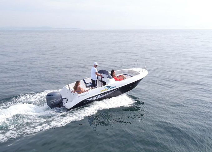 Moonday 540 Triton 1