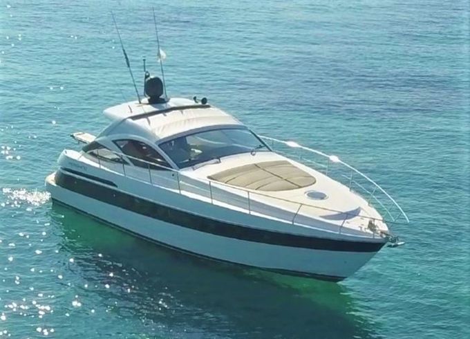 Pershing 43 Nina