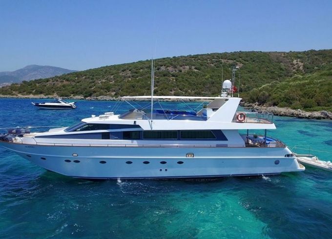 Motor Yacht 88 Mystery