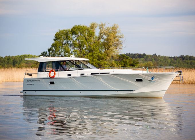 Nautica 1300 Lux