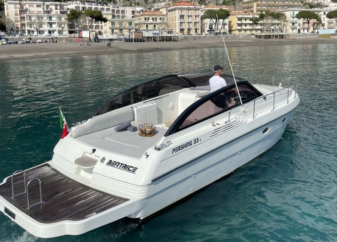 Pershing 33 Beatrice