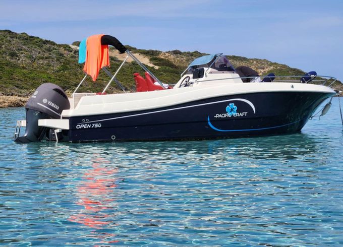 Pacific Craft 750 Coudnine