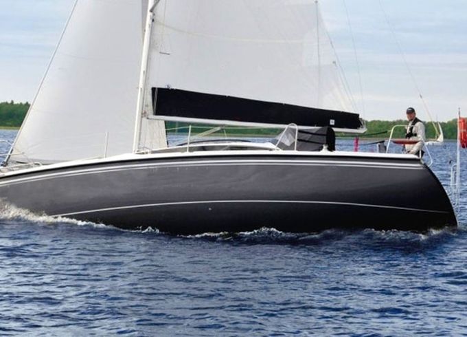Northman Maxus 33.1 Midnight Sun