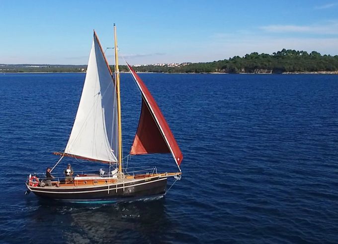 Pilot Cutter 24 Black Bird
