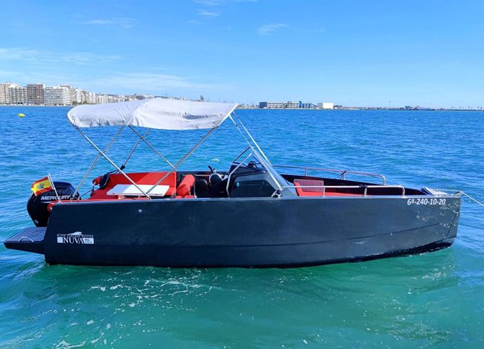 Nuva Yachts M6 Deadpool