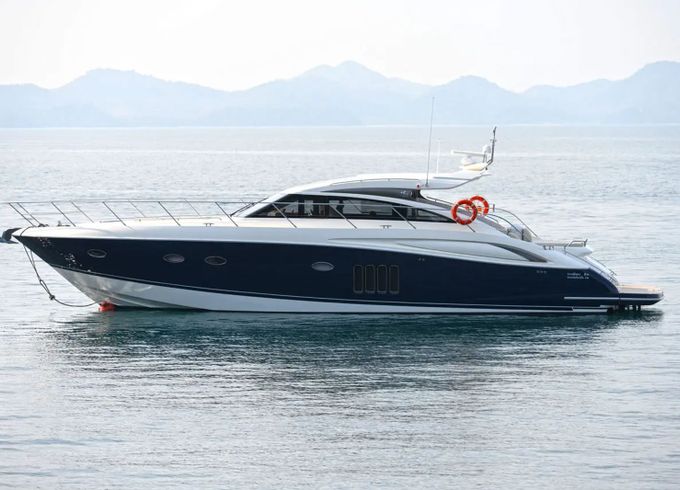 Princess V62 Reignwood Junior