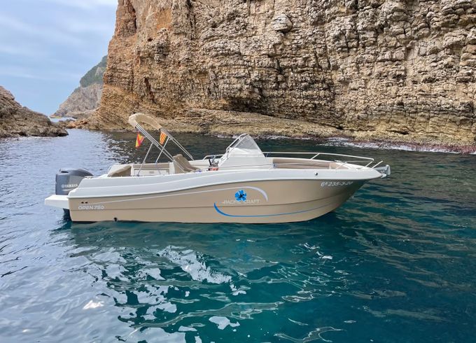 Pacific Craft 750 20
