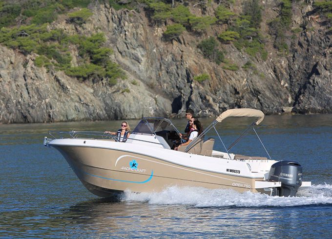 Pacific Craft 750 22