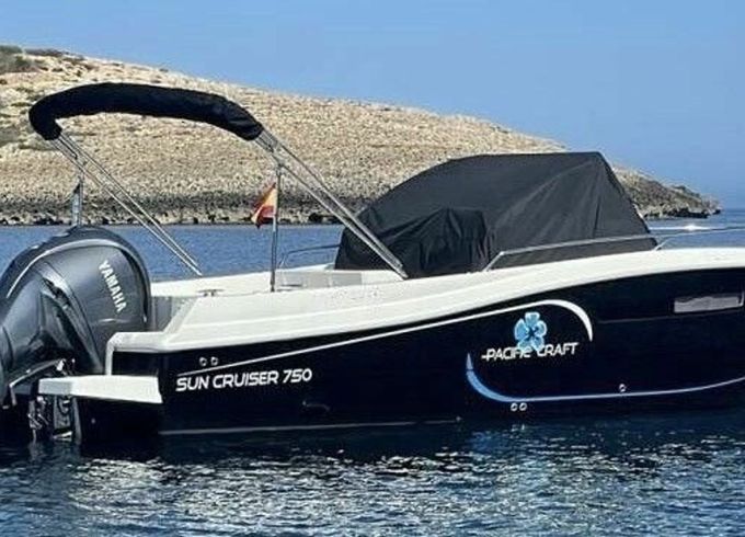 Pacific Craft 750 Sun Cruiser