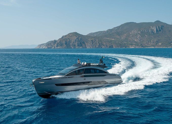 Pershing 80 Vicky