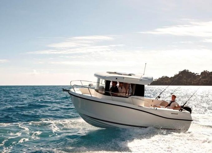 Quicksilver 605 Pilothouse