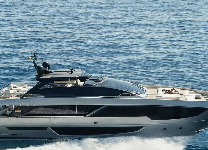 Riva 102 Corsaro Icona