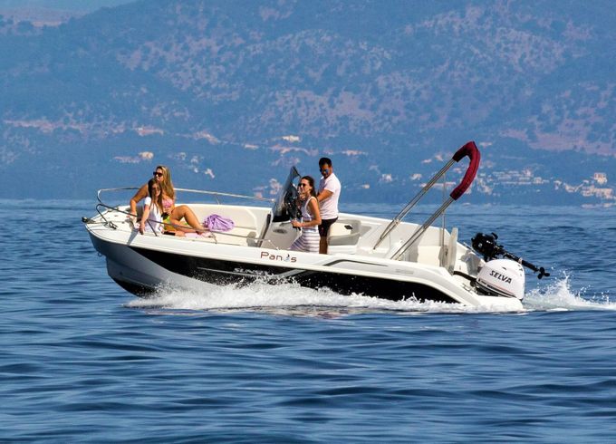 Salpa Sunsix Lydia