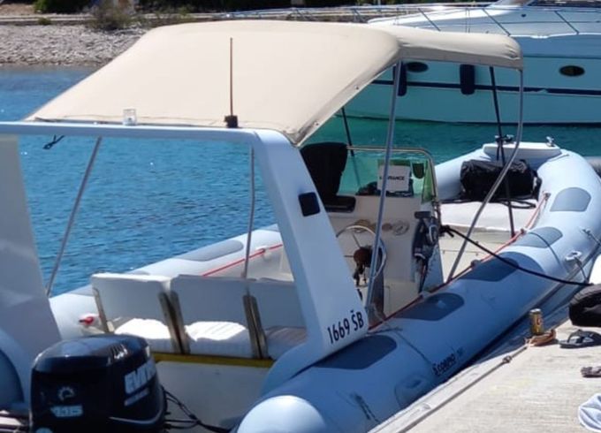 RIS Marine Exclusive 599 Ris