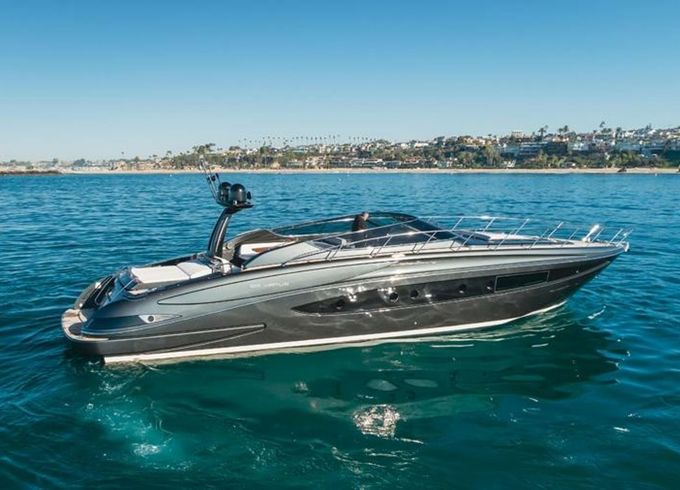 Riva Virtus 63 Pergola