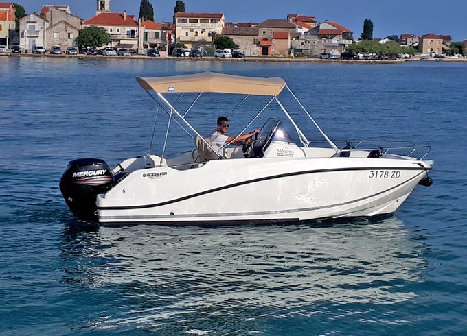Quicksilver 555 Open Activ