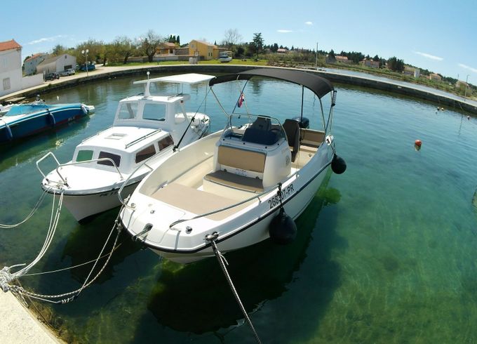 Quicksilver 555 Open Wave
