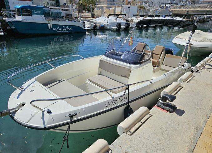 Quicksilver 605 Activ Q Quince