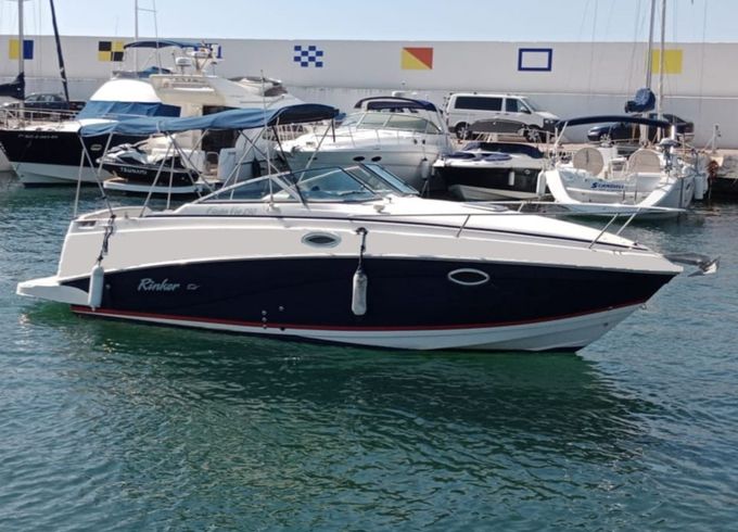 Rinker Fiesta Vee 310 Kambemba