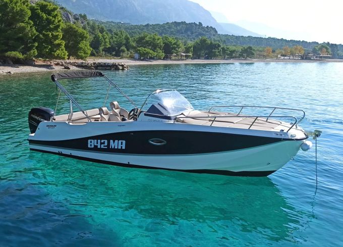 Quicksilver 755 Sun Deck Makarska