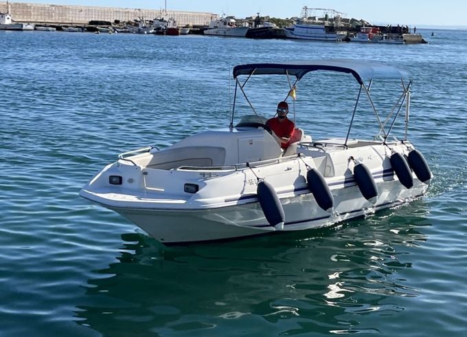 Sea Ray 240 Guayacán