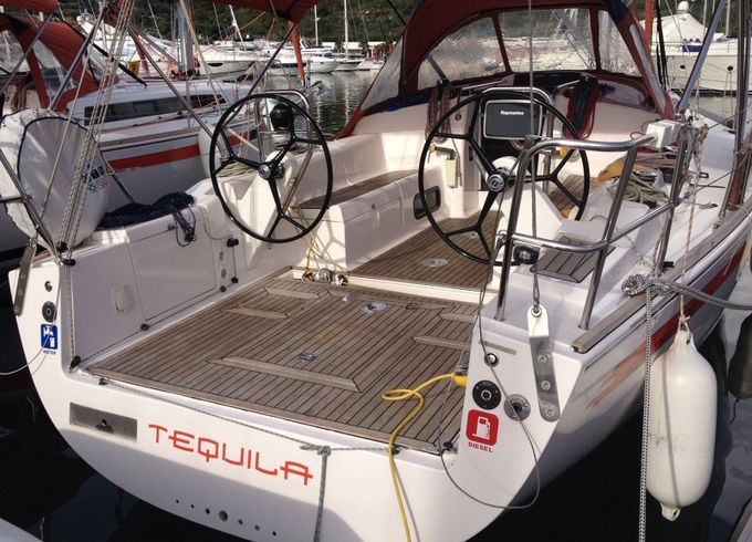 Salona 38 Tequila