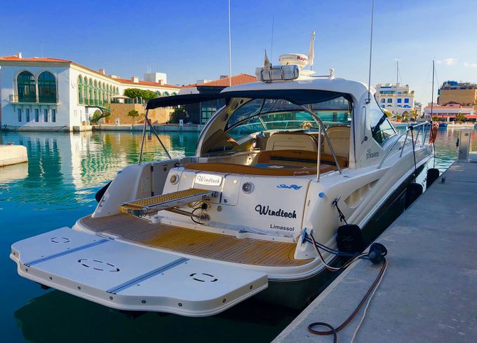 Sea Ray 425 Windtech