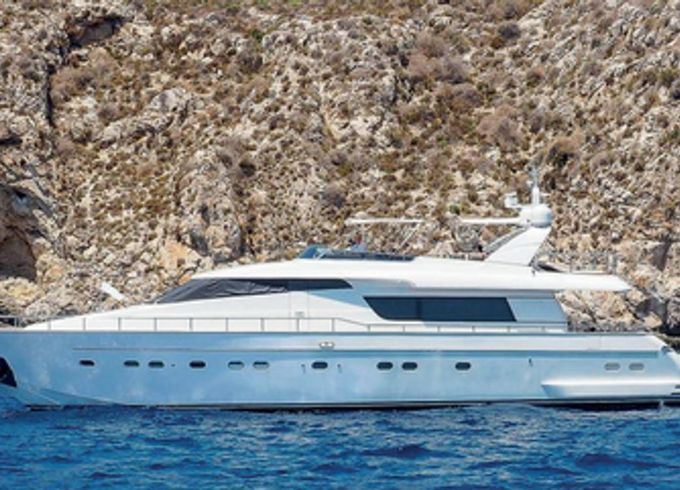 Sanlorenzo 82 White Bird