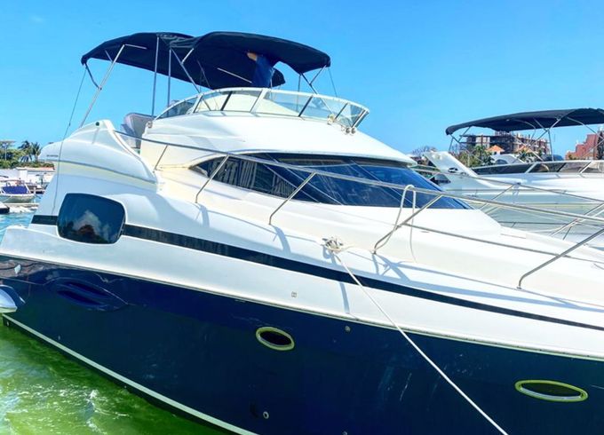 Silverton 45 Blue Dreams