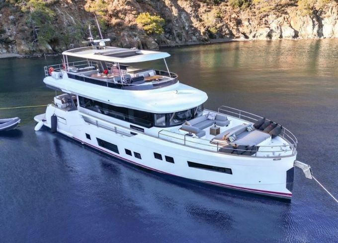 Sirena Yachts 68 La Luna
