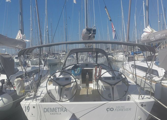 Salona 46 Demetra