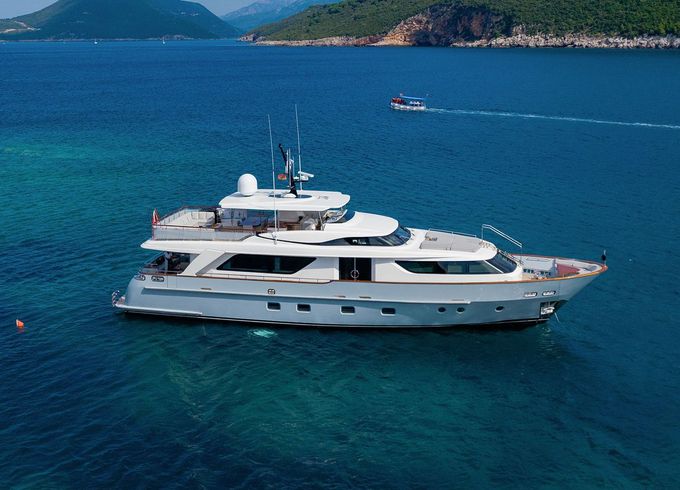 Sanlorenzo SD 92 Valentina 2