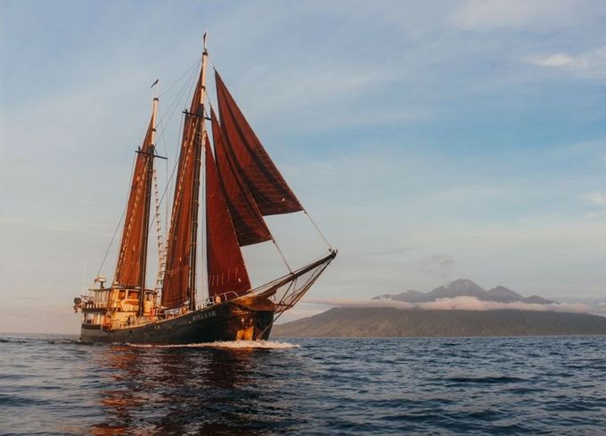Staatskanal Dutch Schooner Adelaar