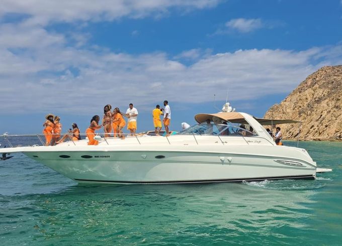 Sea Ray 50 Cheers 2